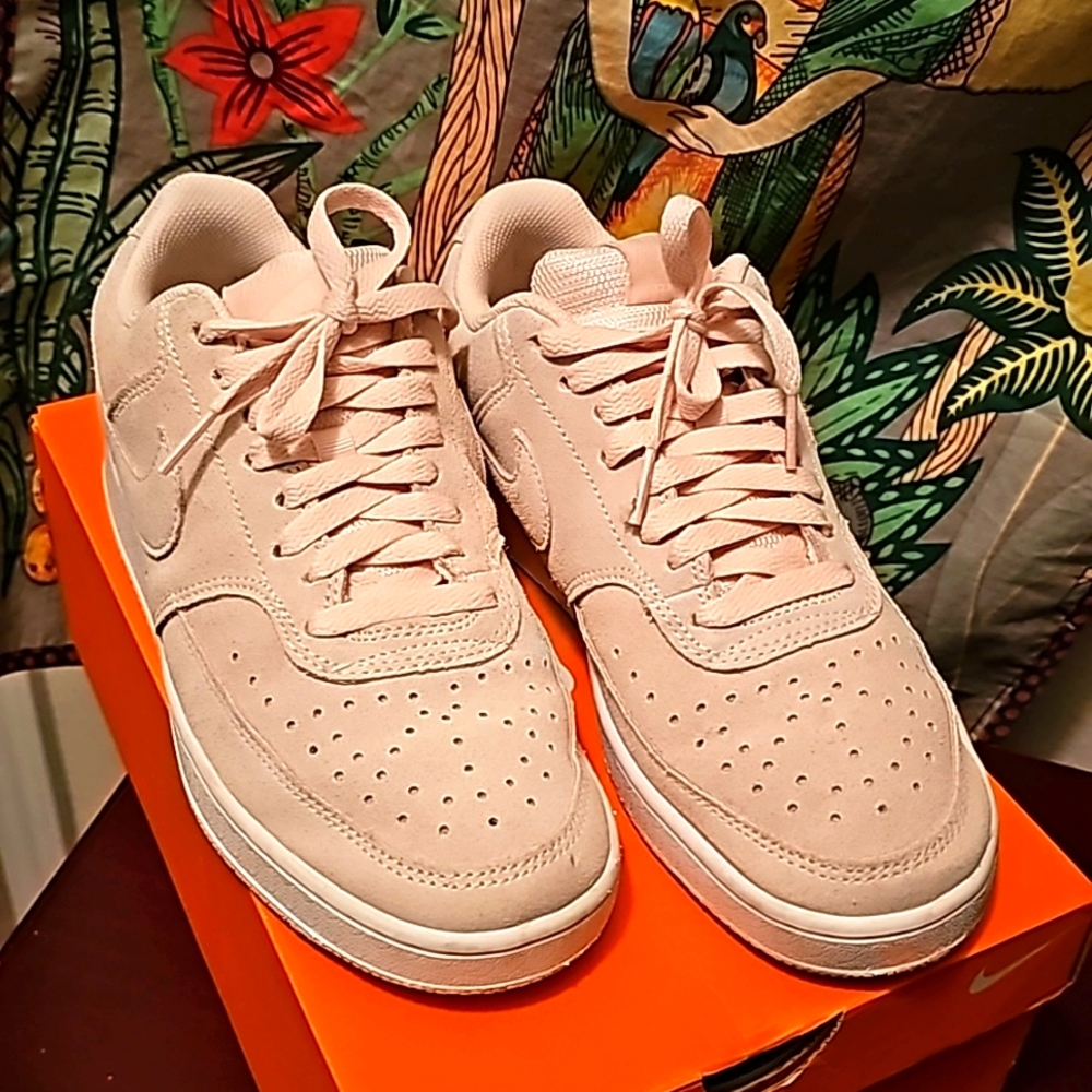 Nike Court Vision Low